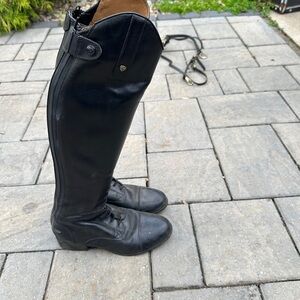 Ariat Boots Slim size 9 TALL BOOTS